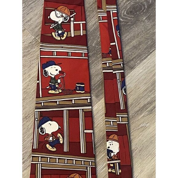 Peanuts Snoopy Mr. Fix It Red Silk Tie Made in USA Vintage - Picture 4 of 5